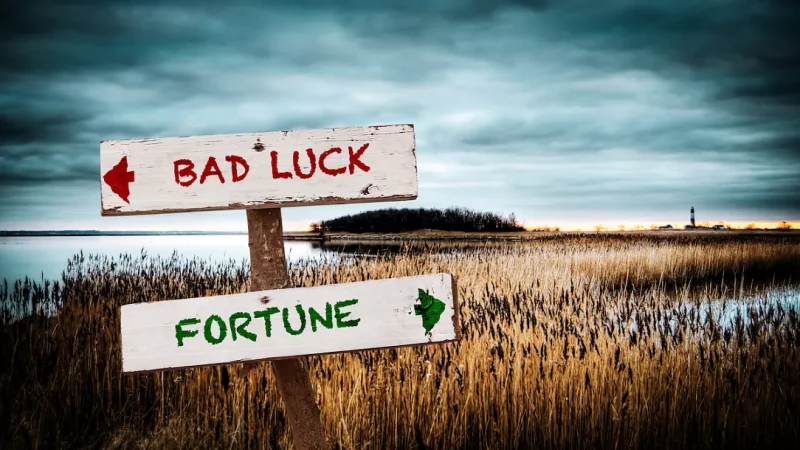 bad_luck_vs_fortune_sign_-_photo_id_156369422_c_thomas_reimer_-_dreamstime.com_.jpg